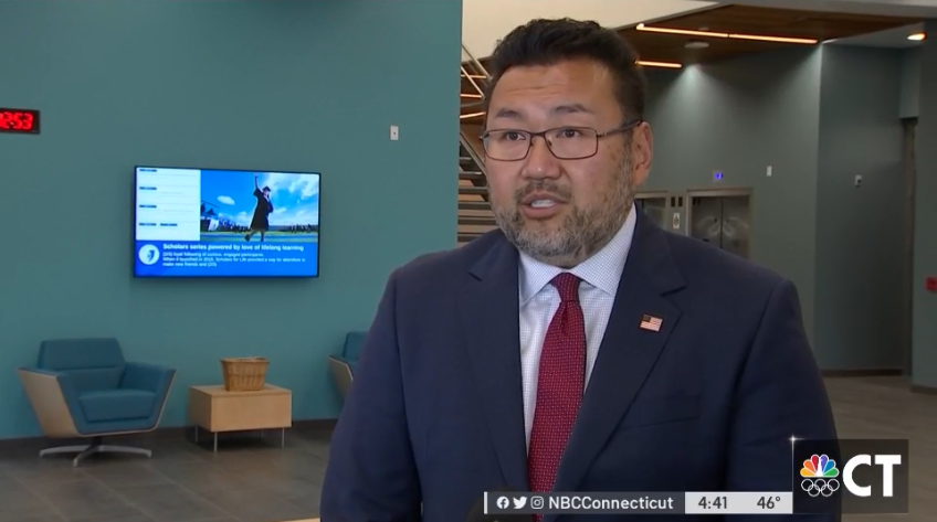 CCSU Faculty Say Proposed Contract ‘Stinks'